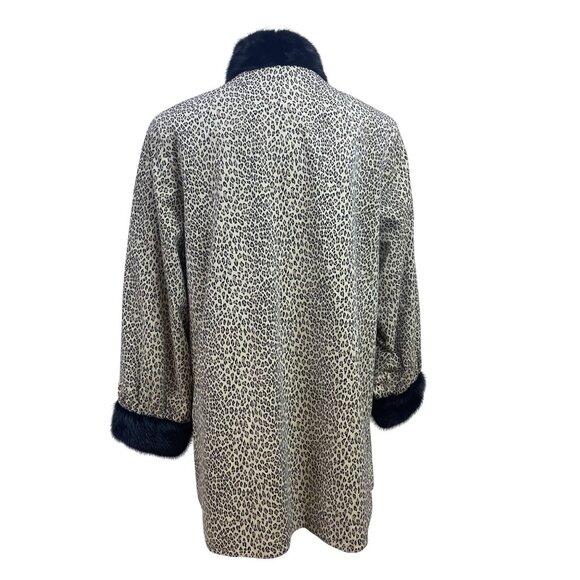 Silverman Furs Womens Black Mink Trim Leopard Print Coat Elegant Outerwear - Picture 3 of 9